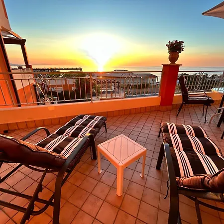 Borgonovo 6f Holiday home *